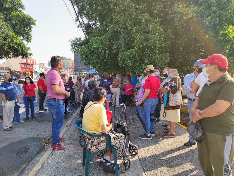 Piden frenar cierre de Centro Comunitario en Lomas del Paradero