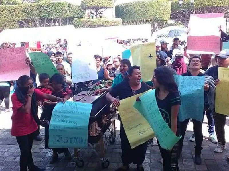 Piden justicia familiares de fallecidos en Comitán.