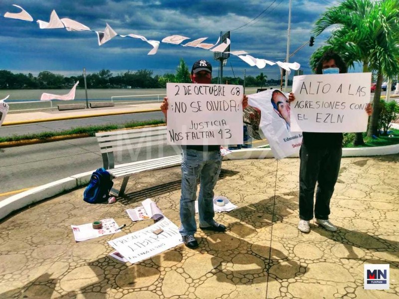 Piden justicia por Tlatelolco y Ayotzinapan