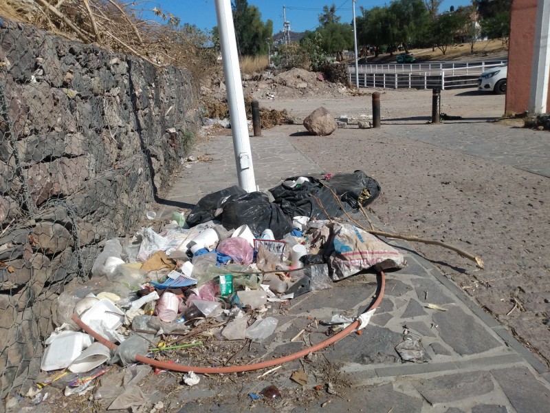 Piden limpieza y vigilancia en Arroyo Mariches