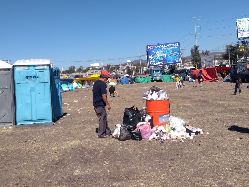 Piden más atención en campamentos