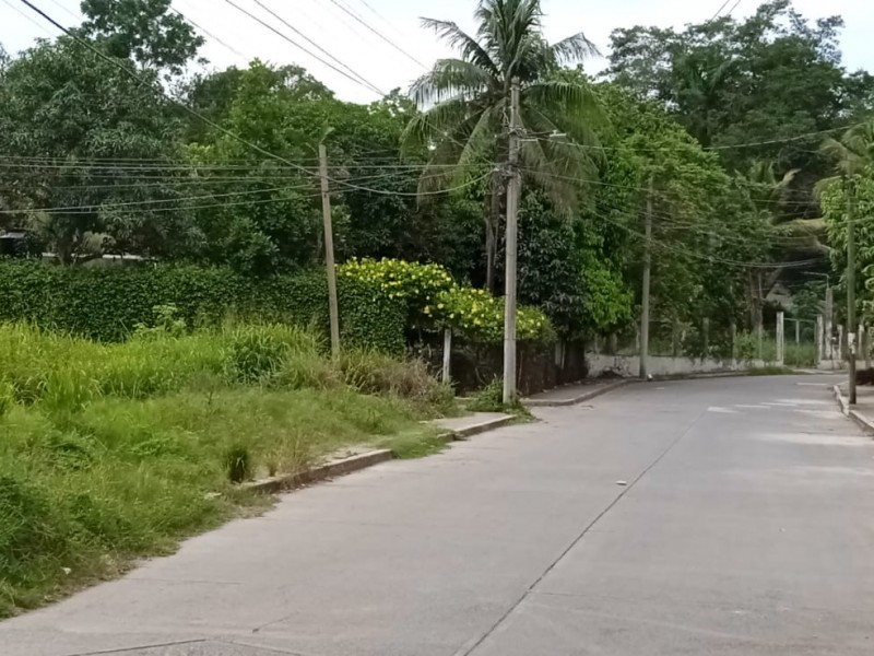 Piden mejorar condiciones en la Lucio Blanco