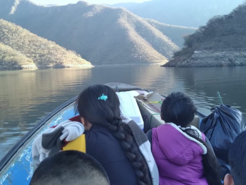 Piden no viajar en lancha a Huaynamota, baja presa Aguamilpa
