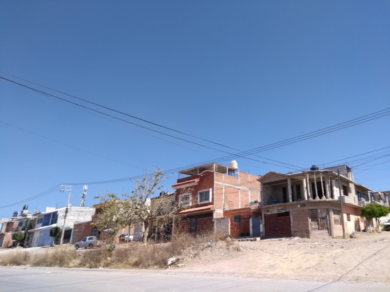 Piden pavimentación en La Ermita