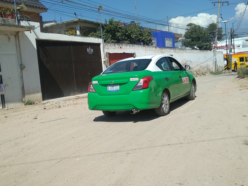 Piden pavimentar calle Ancha en San Pedro de los Hernández