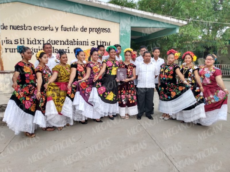 Piden reconocimiento de hechos históricos de Juchitán