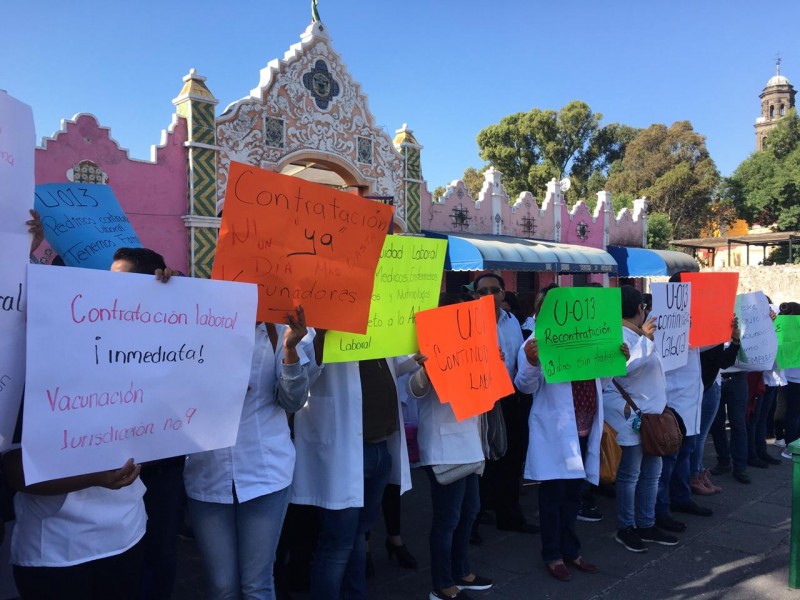 Piden recontratación al programa federal U013, doctores del estado