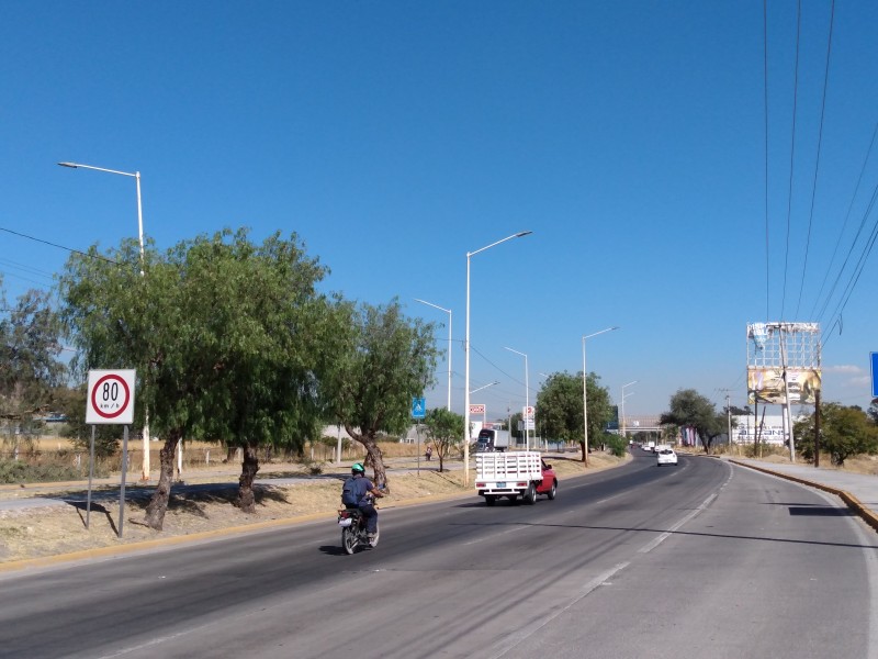 Piden reductores de velocidad en carretera León-San Francisco del Rincón