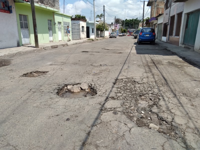 Piden reencarpetamiento de calle Jericó