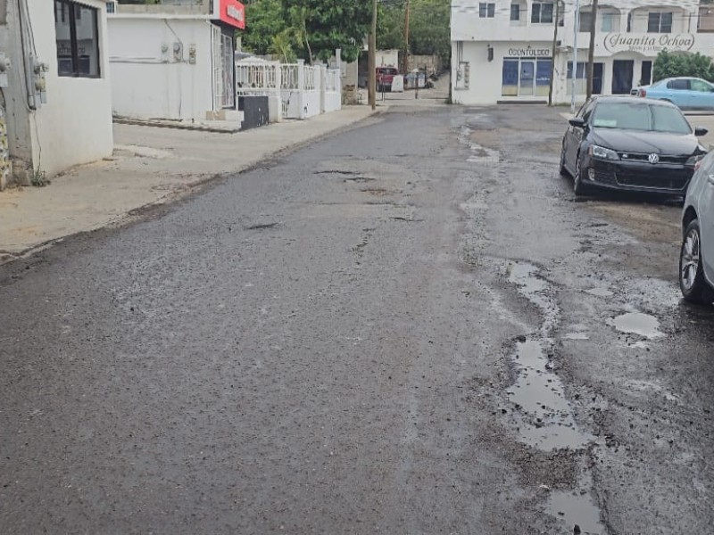 Piden rehabilitación de calle I. Zaragoza