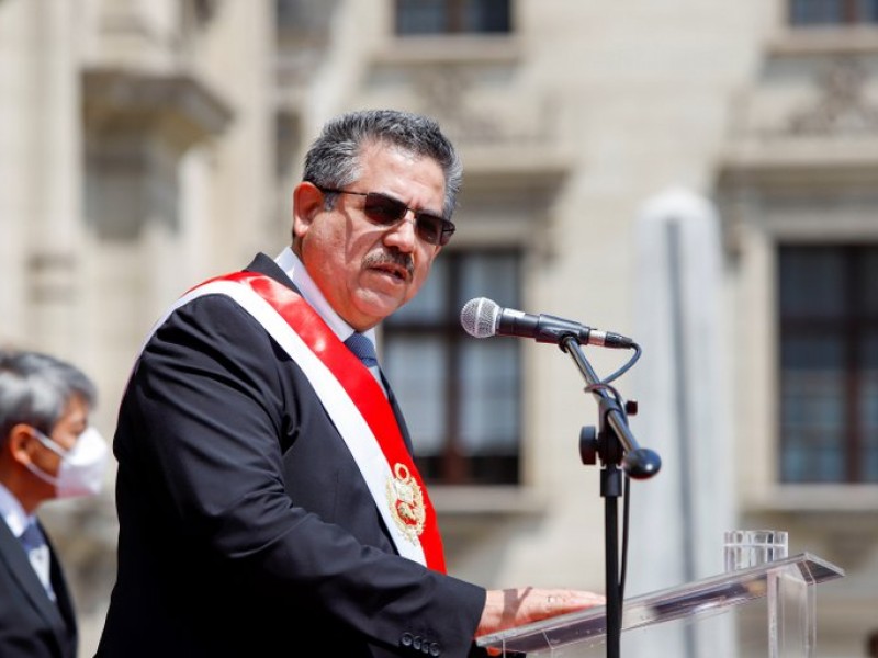 Manuel Merino anuncia su dimisión a la Presidencia de Perú