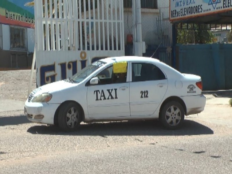 Piden sugerencias a taxistas para pago de impuestos