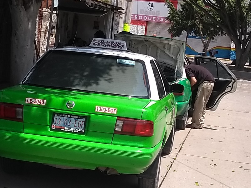 Piden taxistas tradicionales cancha pareja