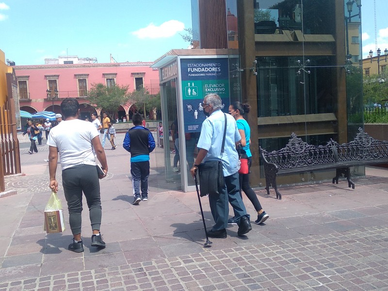 Piden turistas mayor infraestructura incluyente en negocios.