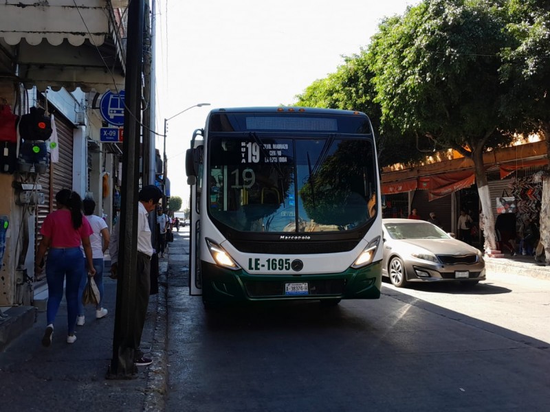 Piden usuarios del transporte más rutas en Santa Rita