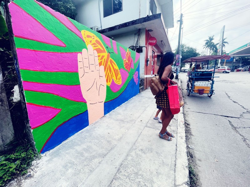 Pintan mural contra la Violencia en Tuxpan
