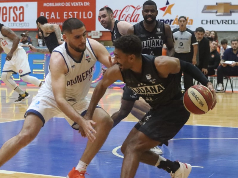 Pioneros cae ante Zonkeys