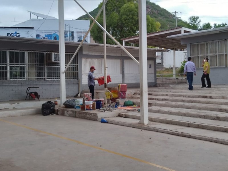 Planteles siguen sin estar listos para recibir alumnos