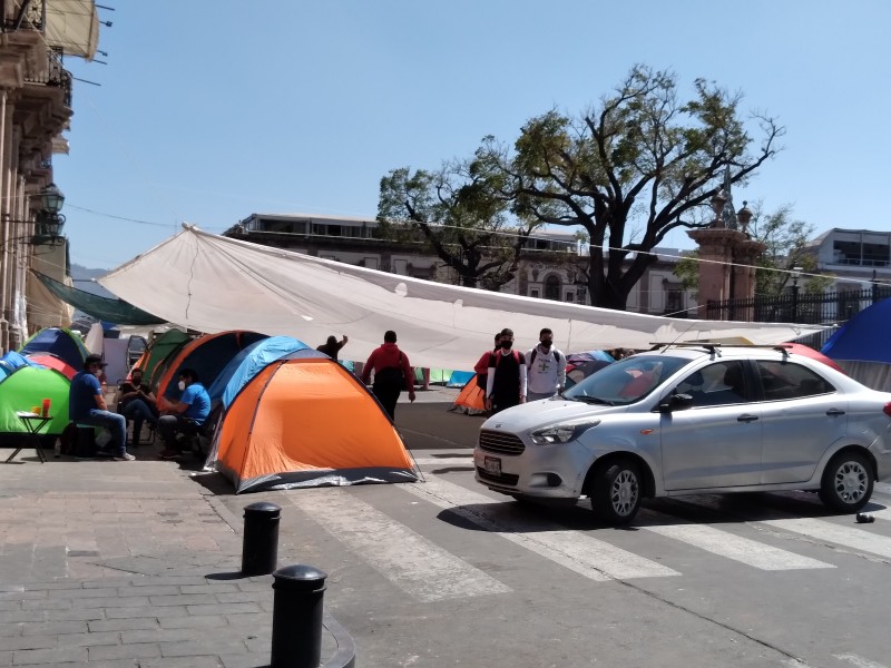 Plantón seguirá y no cambiará a Plaza Melchor Ocampo: CNTE