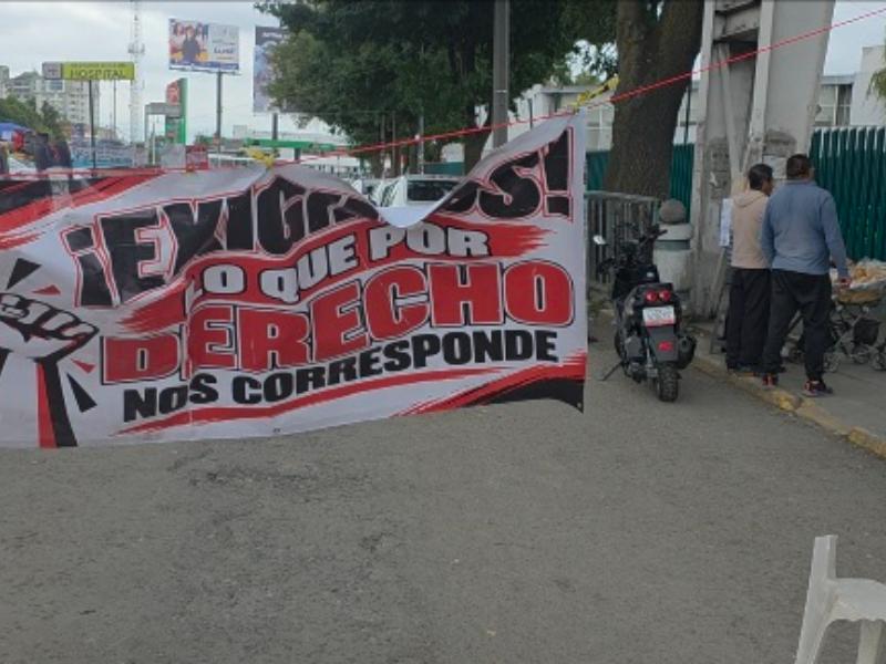 Plantón en la Clínica 220 cumple una semana; exigen destitución