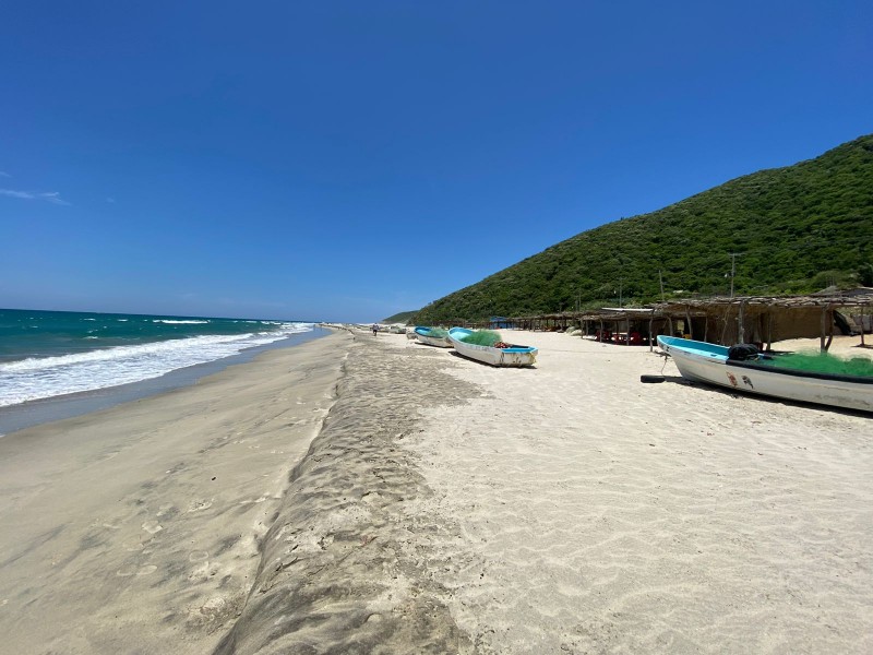 Playa Chipehua libre de COVID, pero reforzando medidas estas vacaciones