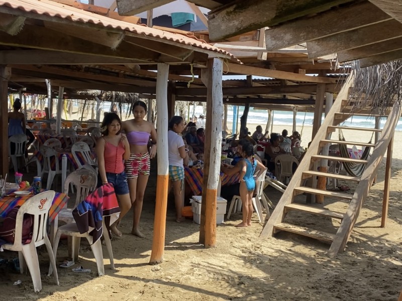 Playa Larga de las más visitadas por su gastronomía