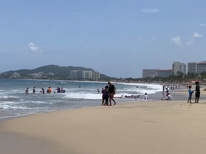 Playas limpias en Ixtapa-Zihuatanejo para vacaciones de invierno: confirma Copriseg