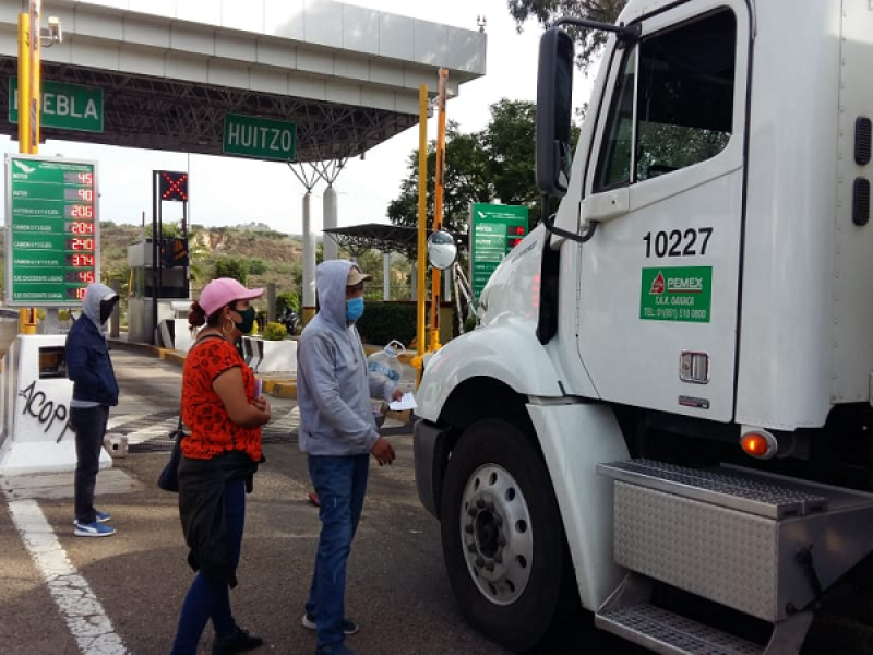 Plaza de cobro Huitzo, negocio que reditúa a manifestantes