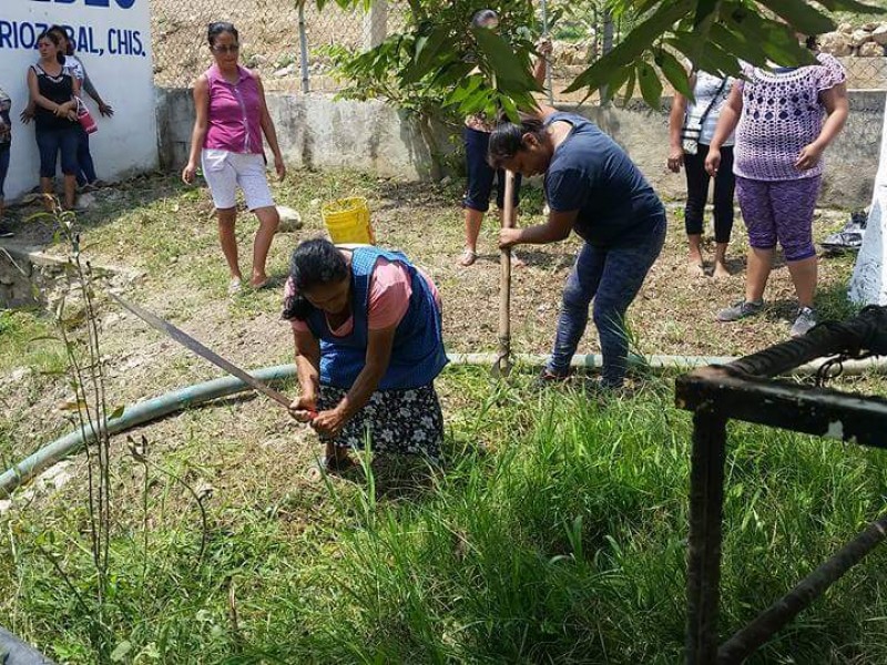 Población limpia represa en Berriozábal