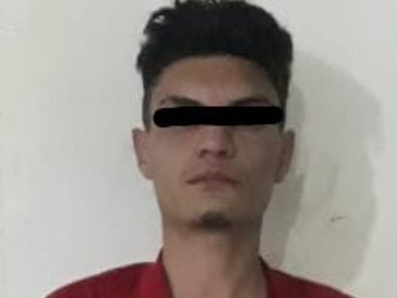 Pobladores de Cuachayotla detienen a ladrón de iglesia