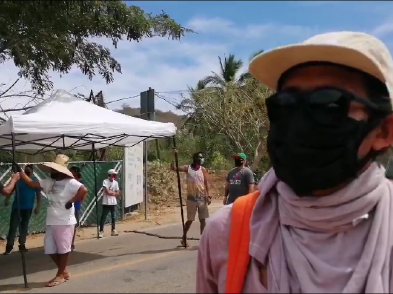 Pobladores de Sayulita impedirán el acceso a turistas dos semanas
