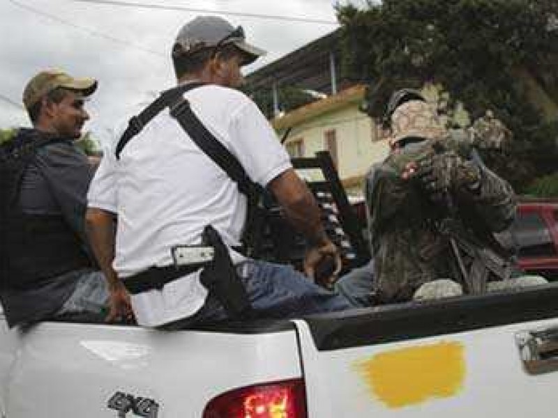 Pobladores de Tancítaro reportan enfrentamiento en 