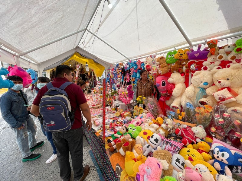 Pocas ventas durante instalación de comerciantes en Garizurieta