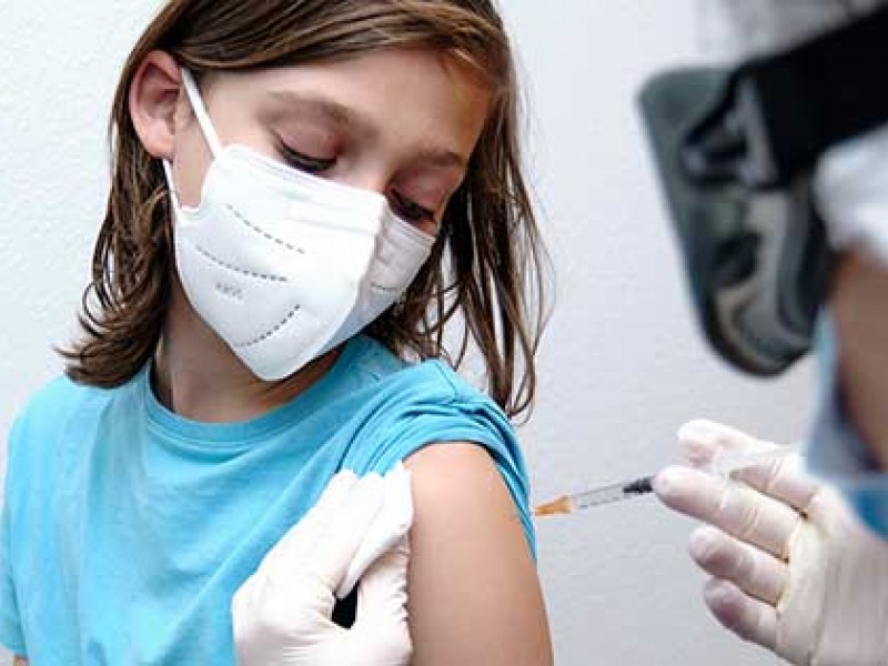 Podrían vacunar a menores en otros municipios