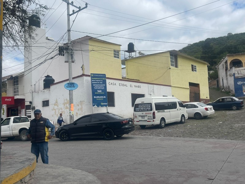 PoEs dispersaron a manifestantes a tiros y golpes