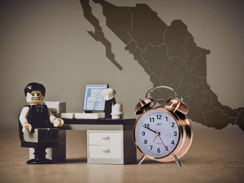 Polémica y dudas por reducción de jornada laboral en México