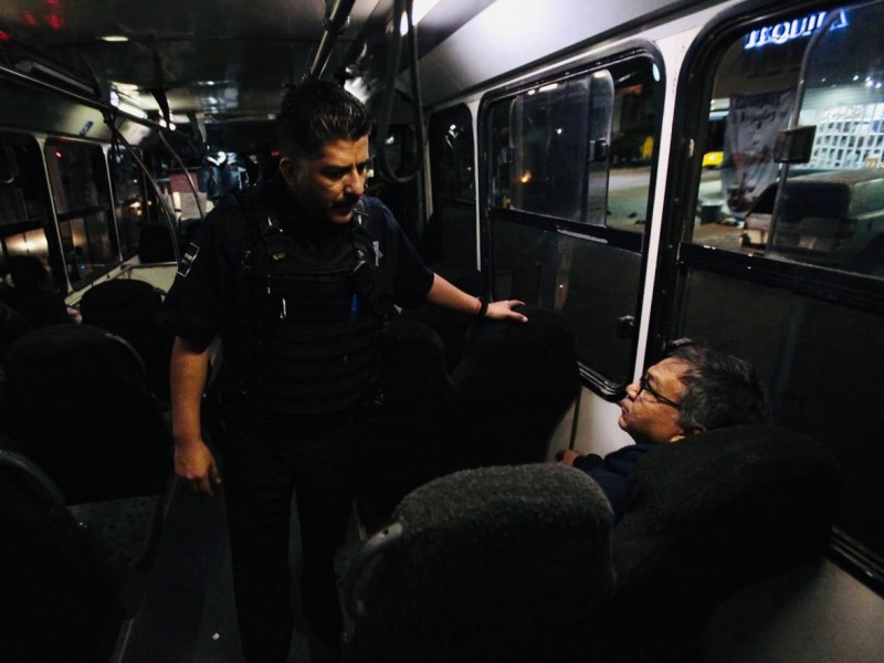 Policía de Guadalajara mantiene operativos en transporte público