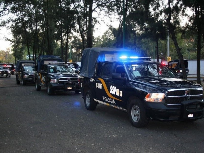 Policía detiene a hombre portando arma de fuego