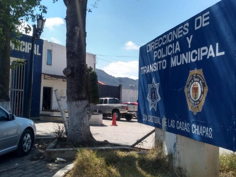 Policía en SCLC positivo a COVID-19; Hay 10 elementos aislados