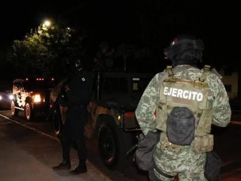 Policías abaten a hombre que asesinó a mujer en hotel de Manzanillo