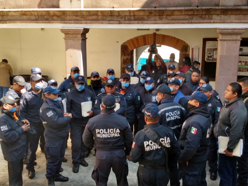 Policías de Santiago Tianguistenco denuncian corrupción y acoso sexual