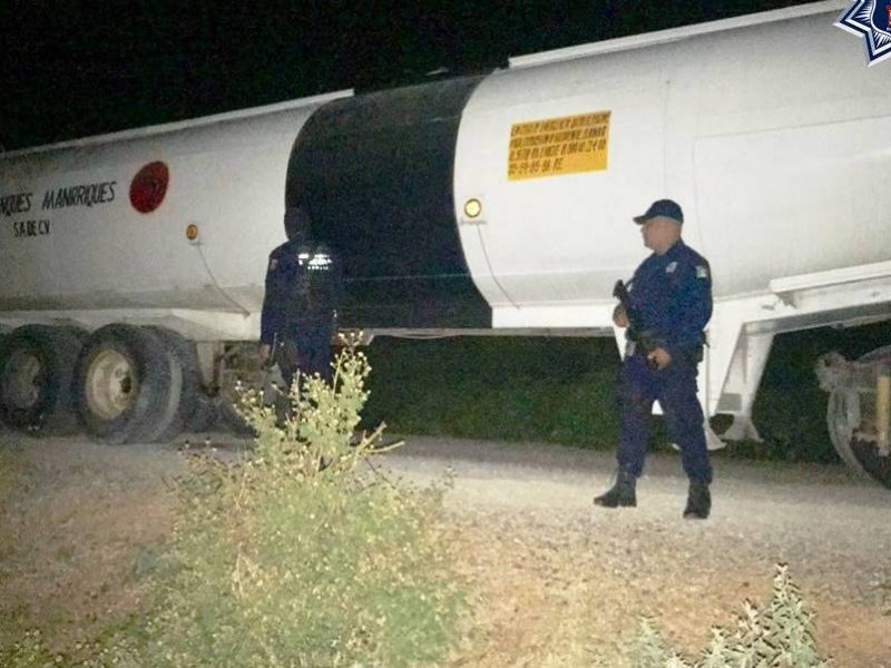 Policías federales aseguraron 52 mil litros de combustible