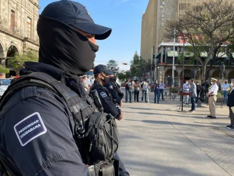 Policías tapatíos deberán reparar el daño a víctima de cohecho