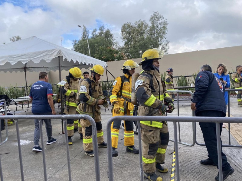 Policías y bomberos suben al podio en los Latinoamericanos