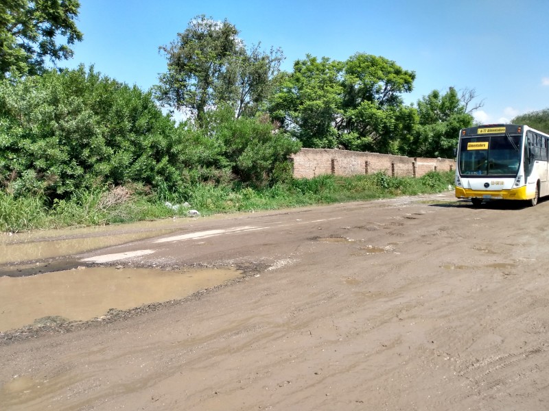 Polígonos de desarrollo reciben poca inversión para pavimentacion de calles