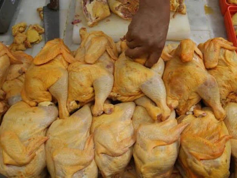 Pollo, res y más productos subieron de precio en mayo: INEGI