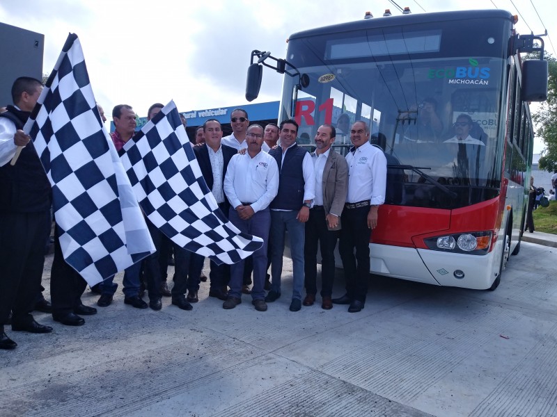 Ponen en marcha unidades ecológicas de transporte