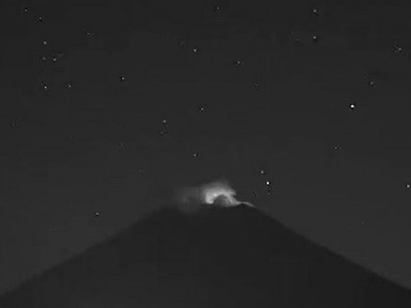 Popocatépetl registra una explosión durante la madrugada