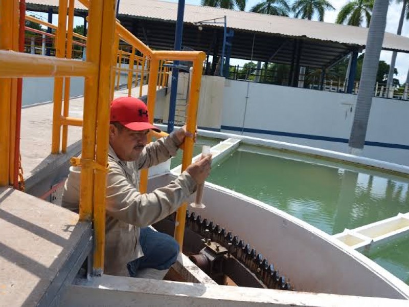 Por bajo nivel de agua en canales, limitarán suministro agua