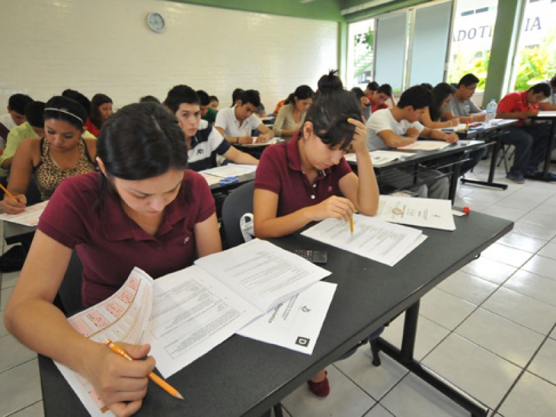 Por concluir, preinscripción en la Universidad de Colima